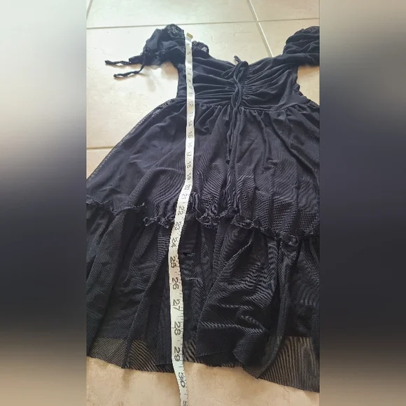 Elegant Black Dress with Sheer Sleeves - Picture 9 of 14